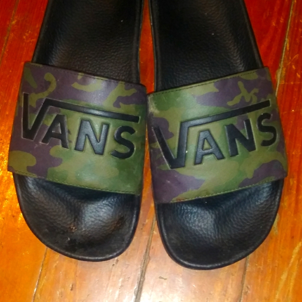 Vans slides